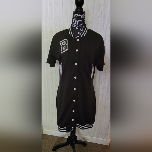 Women's Size XL Cute Sporty Jersey Snap Button down  Dress with pockets by Daisy - Picture 1 of 7